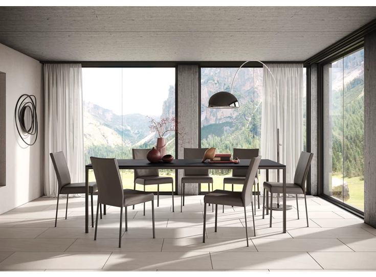 Sfeerfoto Tafel Dino rechthoekig massief hout eik gebeitst Willisau