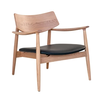 Loungestoel Olvera in eik/zwart lederlook 1101197 schuin vooraanzicht