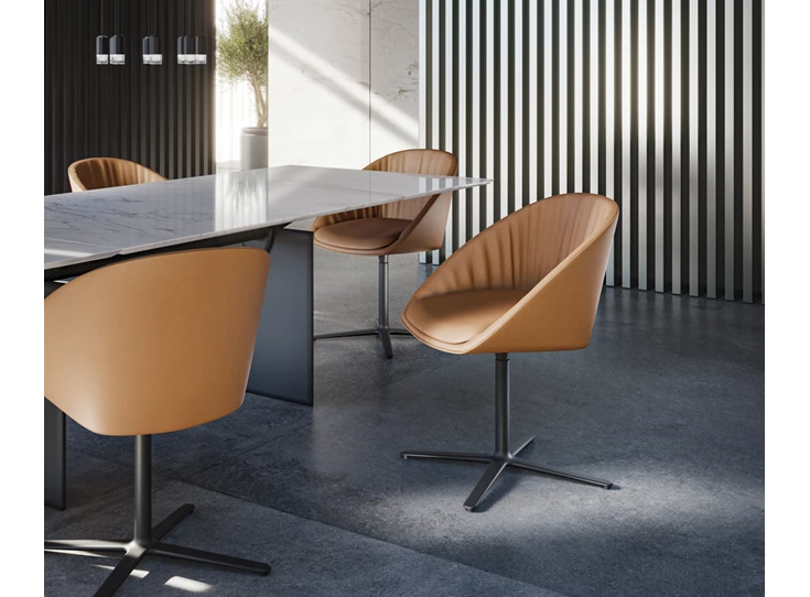 Sfeerfoto Armstoel Dan 2043 lage stervoet leder cognac Draenert