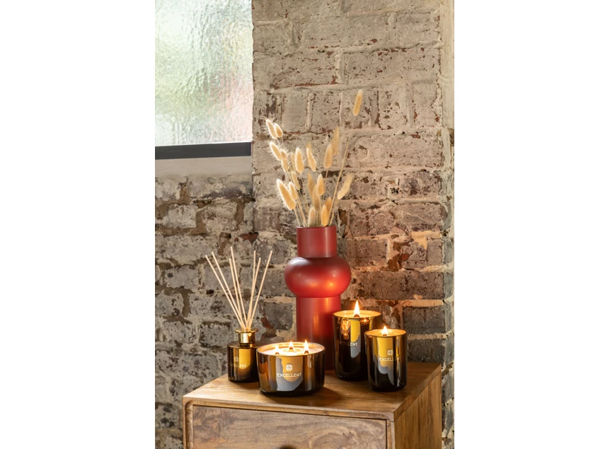 Geurolie+stokjes- excellent golden honey- oker- Ø9.5x27cm- sfeerbeeld