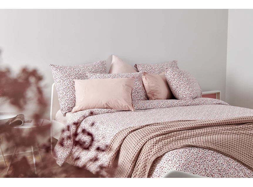 DBO Very little flowers- pink- cotton- 240x200/220- sfeerbeeld