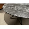 5696 eettafel dia 150cm rond lamulux marble nero iris spin poot zwart maxfurn