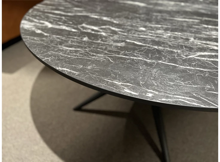 5696 eettafel dia 150cm rond lamulux marble nero iris spin poot zwart maxfurn