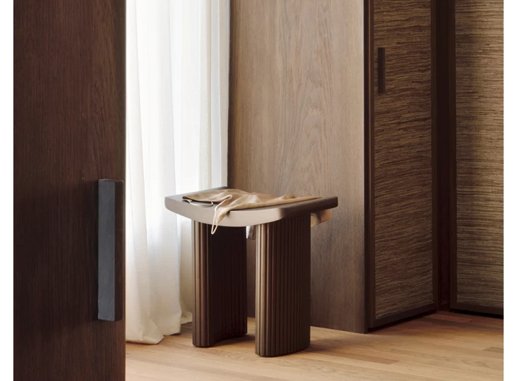 Dressing Krukje Mahogany Roller Max Dark Brown Stool 35030 Ethnicraft