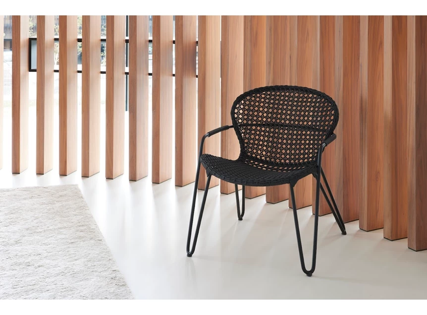 Low Chair Fizz bijzetzetel tuinmeubel Black Joli