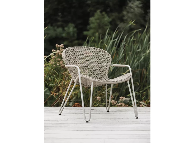 Outdoor Low Chair Fizz bijzetzetel tuinmeubel Lino Joli