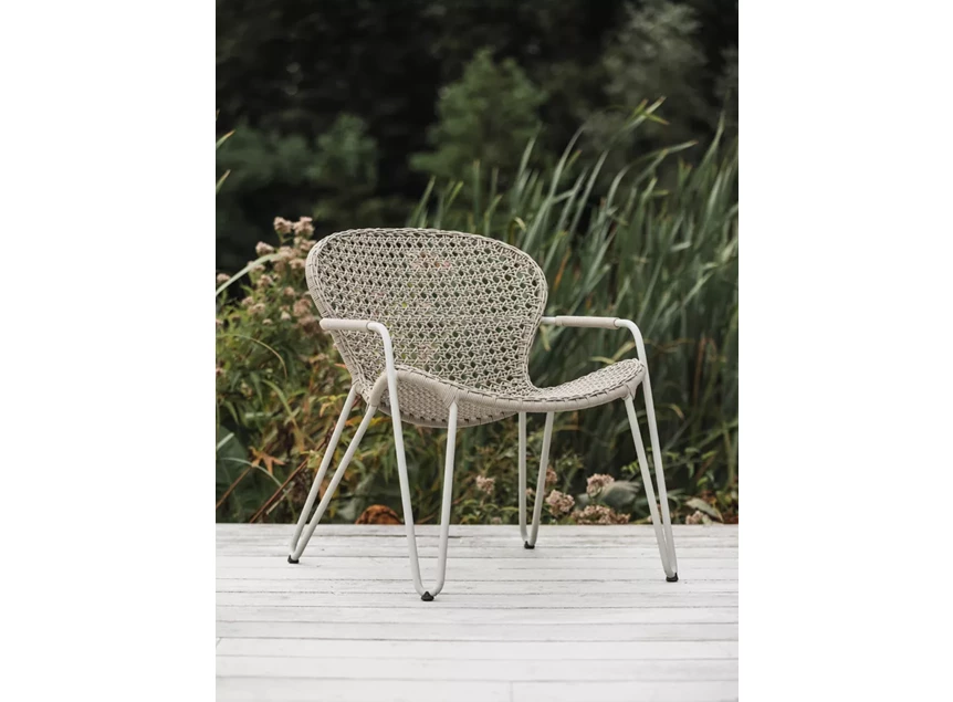 Outdoor Low Chair Fizz bijzetzetel tuinmeubel Lino Joli