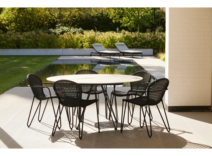 Outdoor Armstoel Fizz tuinstoel zwart Joli