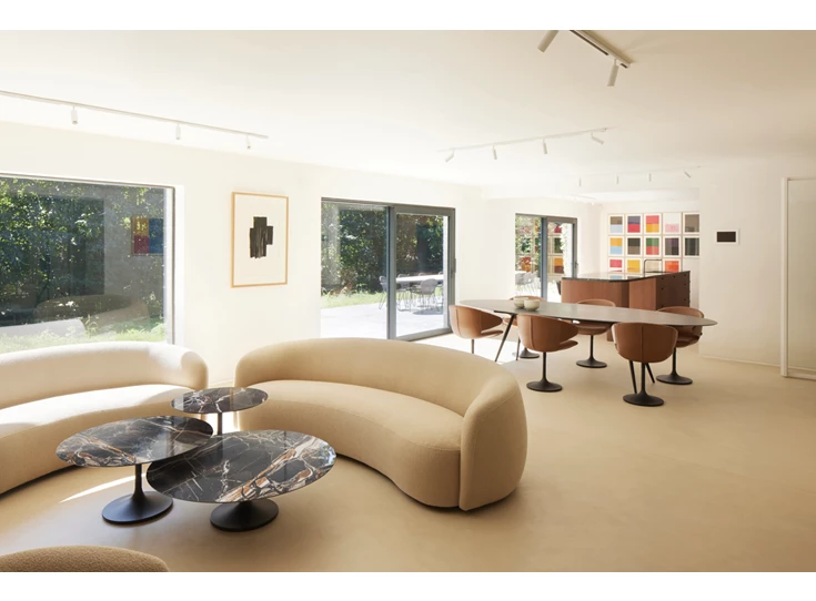 Zijkant Salontafel Central set round keramiek Caravaggio Joli