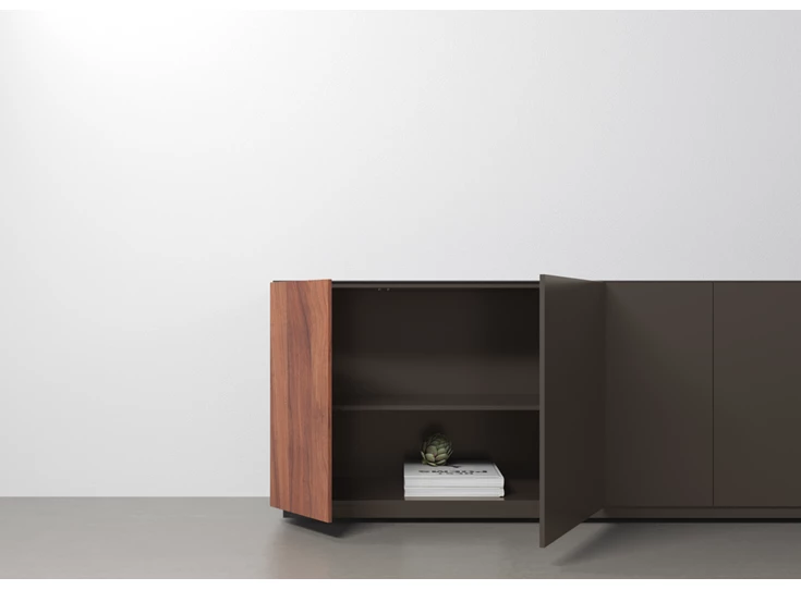 Open Lage dressoir Capri Riva 1050 matte lak zwart noten hout Coesel