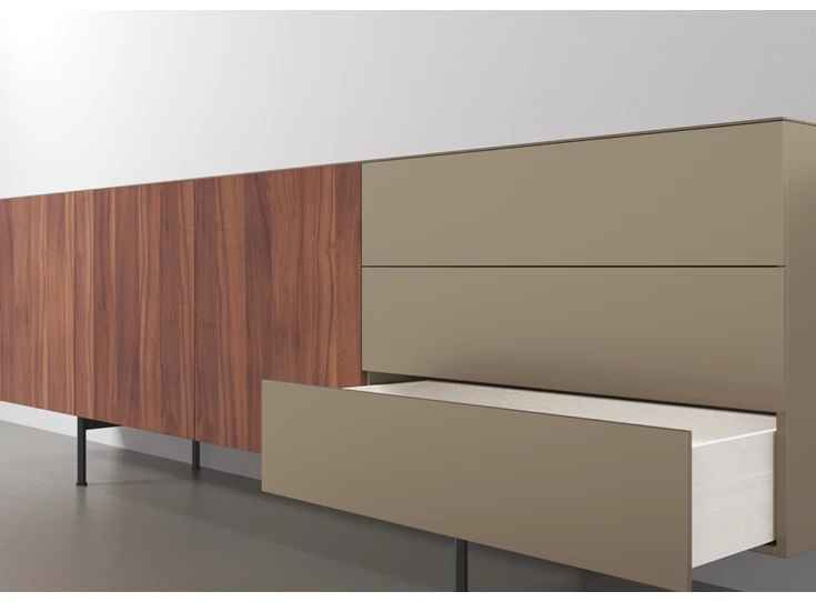 Lade Dressoir Capri Riva 740 matte lak olijf noten hout Coesel