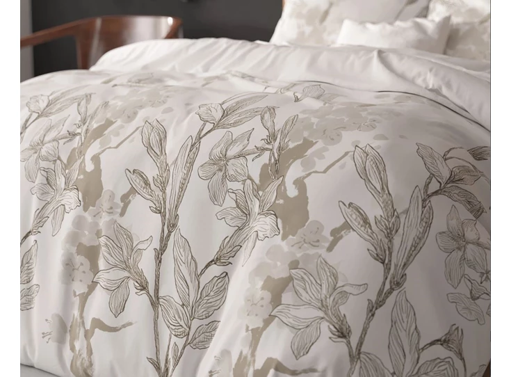 Flynn- wit- 240*220- detail