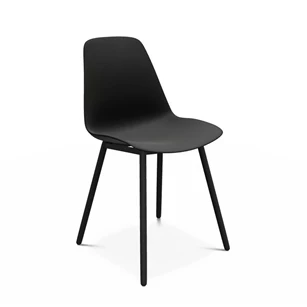 Claudio stoel zwart zwart schuin voorkant.jpg