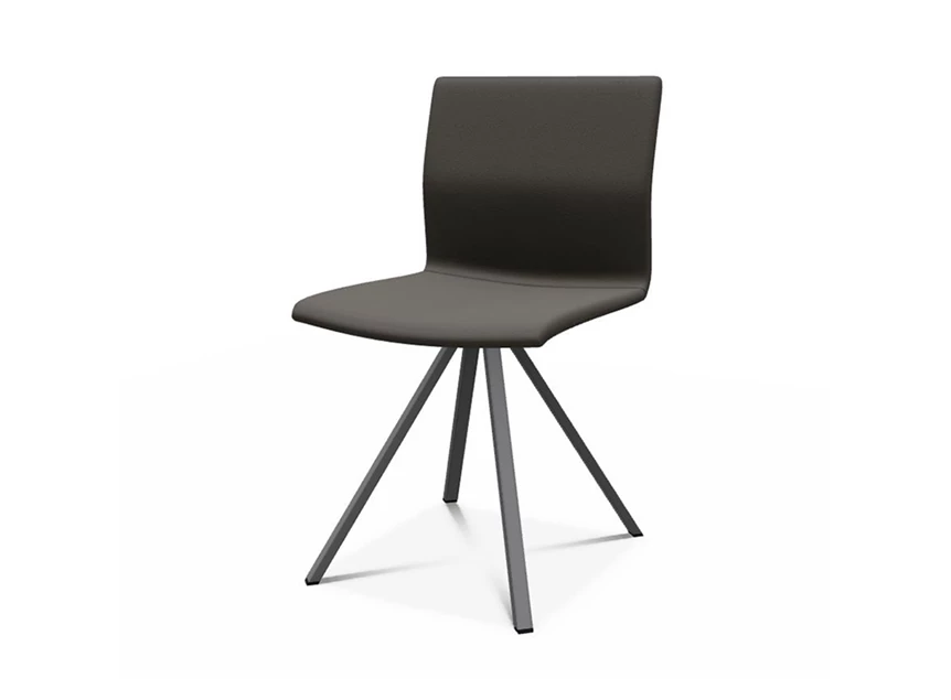 stoel Silva schuin.jpg