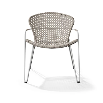 Low chair Fizz voorkant.jpg