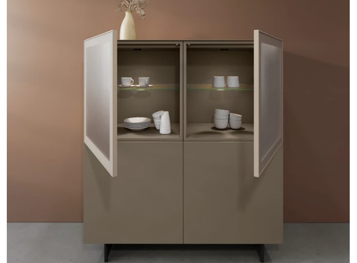 Binnenkant Vitrinekast Cobra Select opstelling 380-GL2 matte lak taupe Coesel