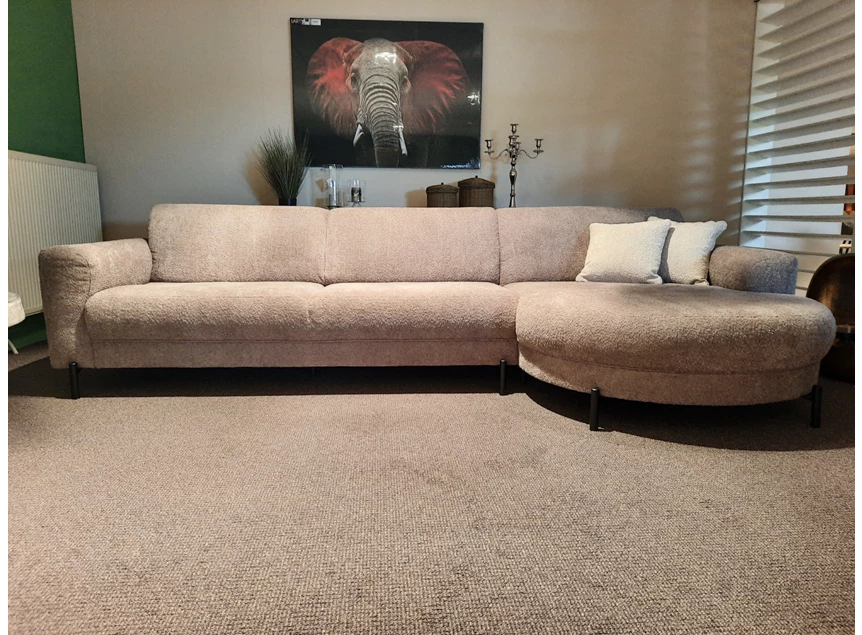 toonzaalmoddel brasil voor.jpg