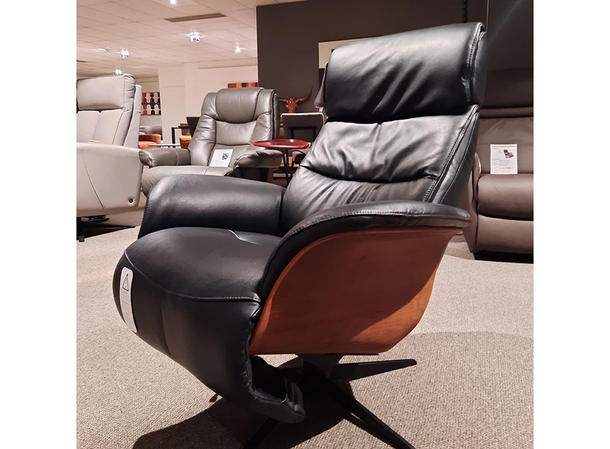 Relax 7601 schuin.jpg