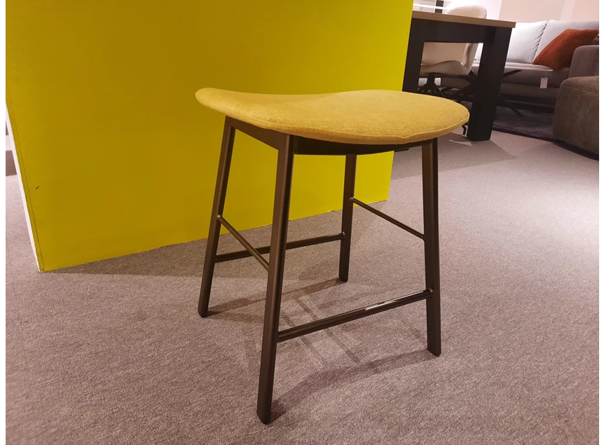 Tab ami krukje schuin voor.jpg