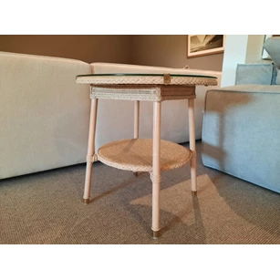 Tafeltje Jersey toonzaalmoddel 2854.jpg