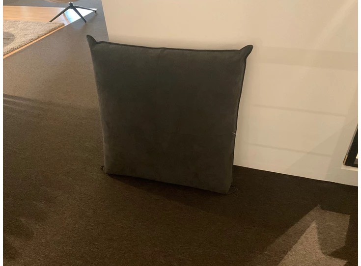 VLOERKUSSEN ALCANTARA NATUZZI