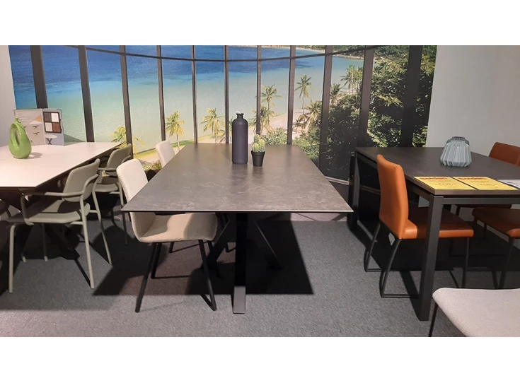 Toonzaalmodel tafel Heaven solden