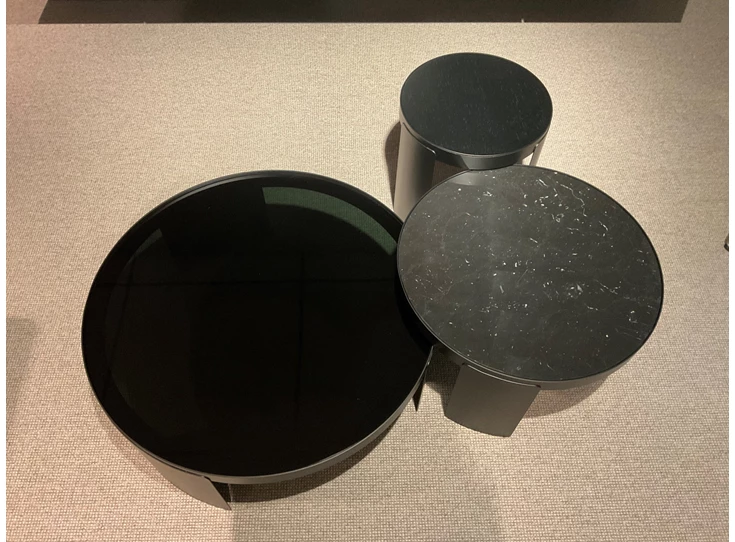 Bovenkant Salontafelset Selena fumé zwart glas marmer marquina black veneer oak WR-inspired