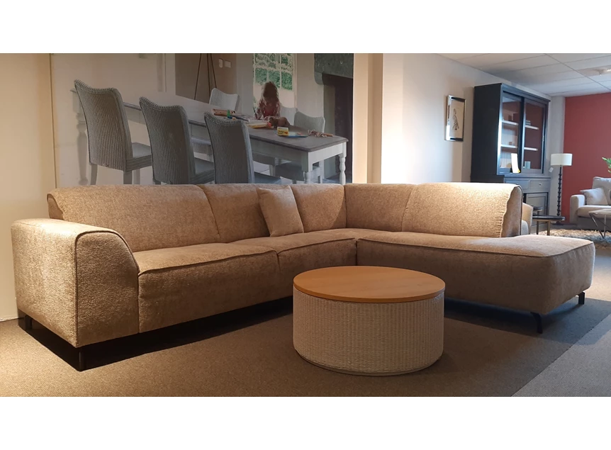 Toonzaalmodel salontafel Rondo sfeerbeeld