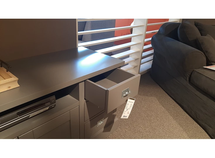 Toonzaalmodel tv-kast Boxx open lade