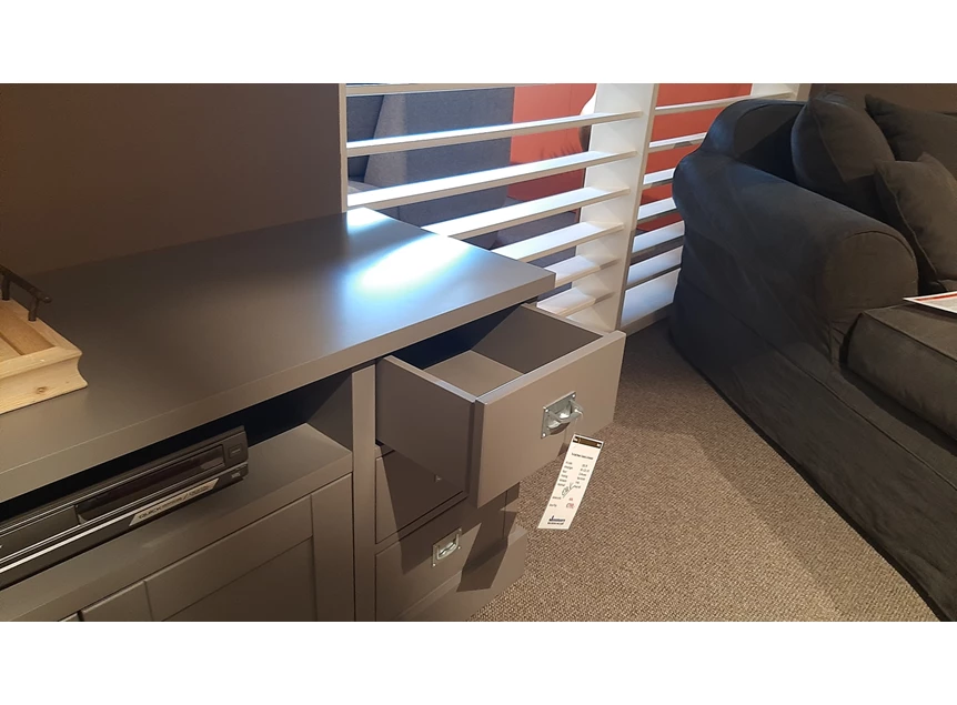 Toonzaalmodel tv-kast Boxx open lade