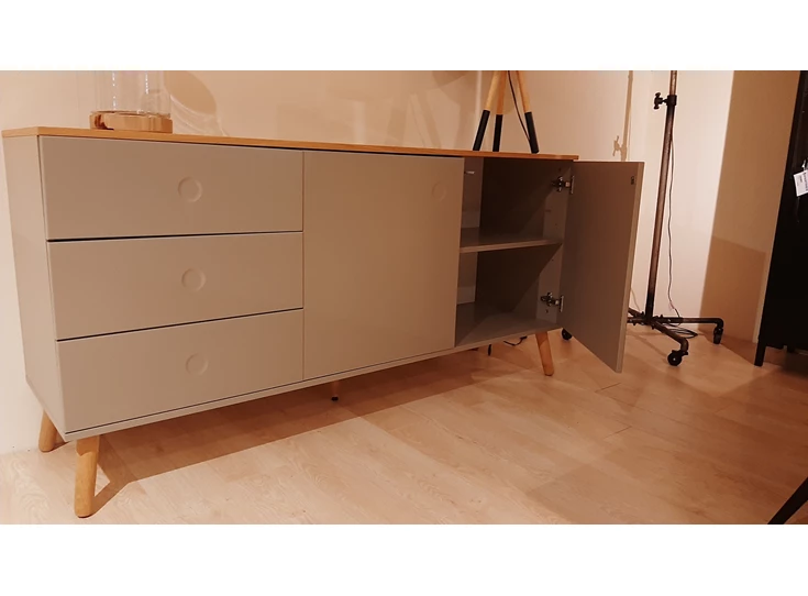 Toonzaalmodel sideboard Dot open schappen