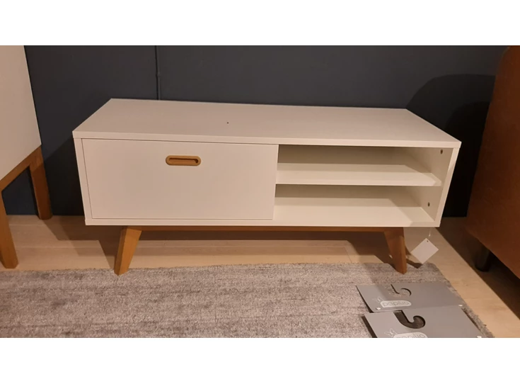 Toonzaalmodel tv-meubel Bess