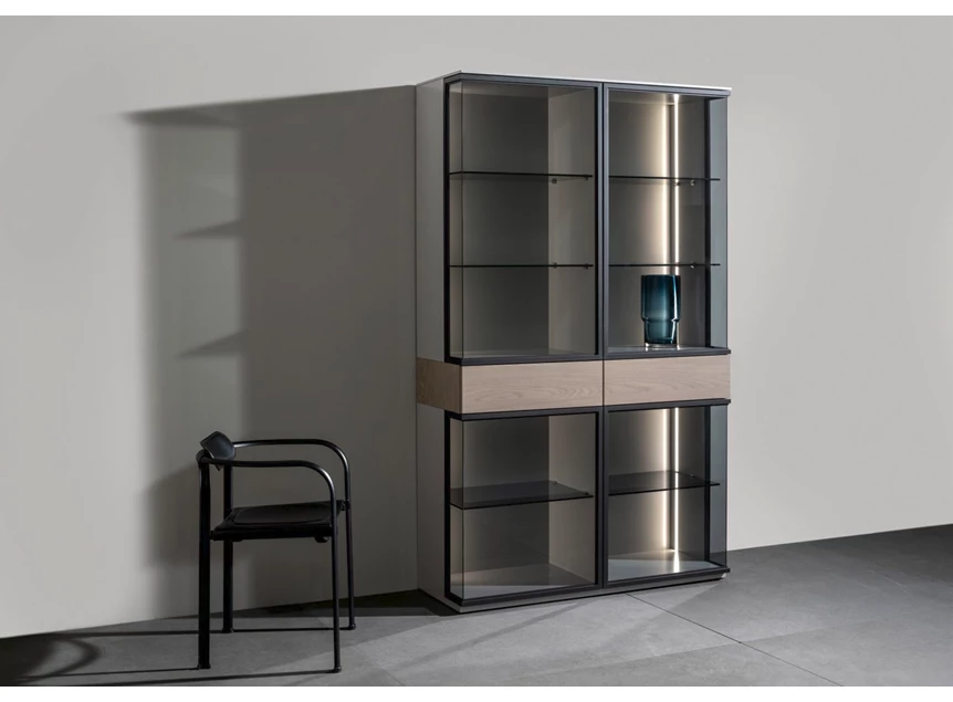 Vitrinekast Cubo opstelling 214 combi matte lak en eik Sudbrock