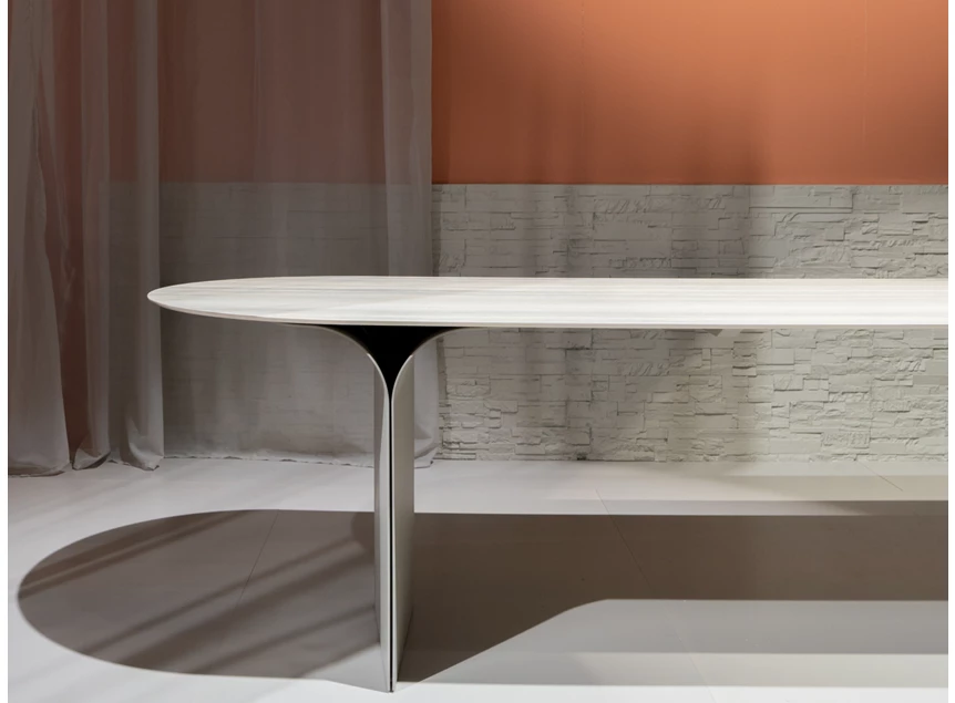 Zonder stoelen Tafel Arcs oval keramiek Joli