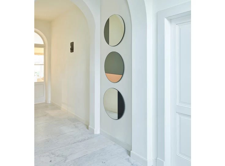 Sfeerfoto Spiegel Cord Bronze M 2813.131 rond Deknudt Mirrors