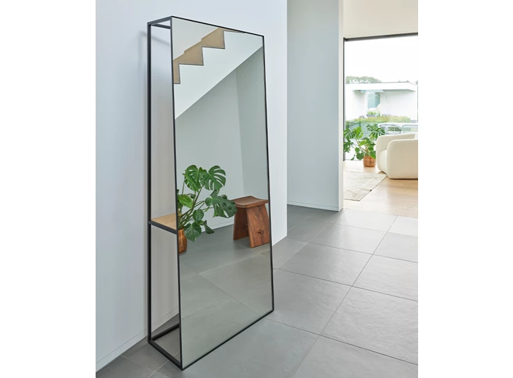 Sfeerfoto Spiegel Chassis XL Black 3052.351 vrijstaand Deknudt Mirrors