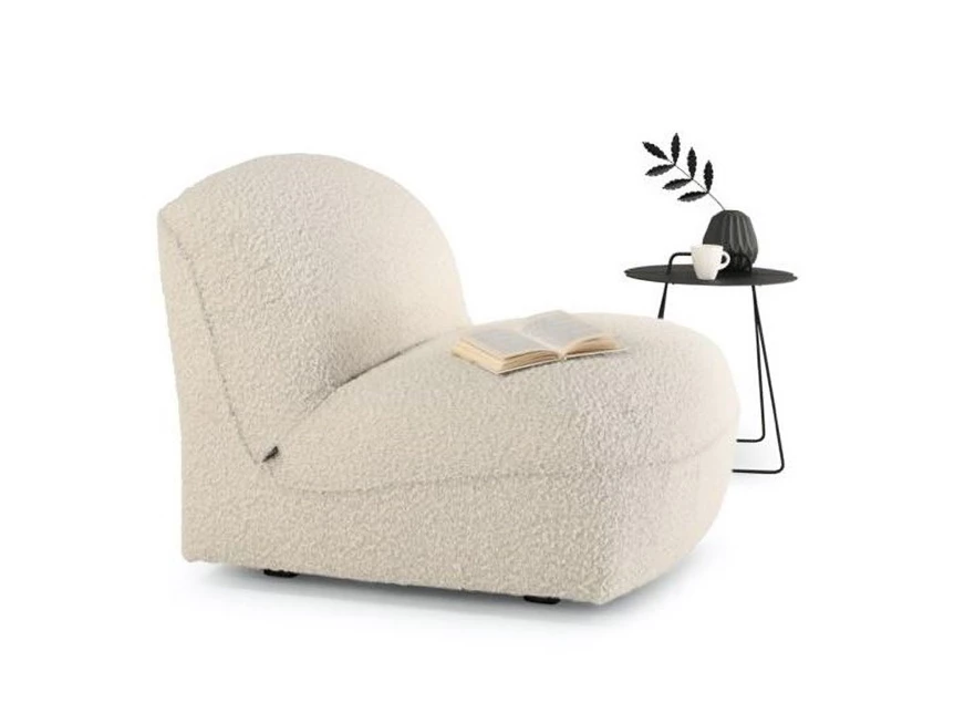 Bijzetzetel Lala Moome by Indera schuin voorkant.jpg