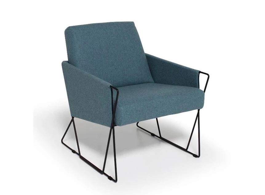 Bijzetzetel Audette Moome by Indera schuin vooraan.jpg