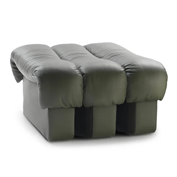 Poef Snake DS-600 donkergroen leder De Sede.jpg