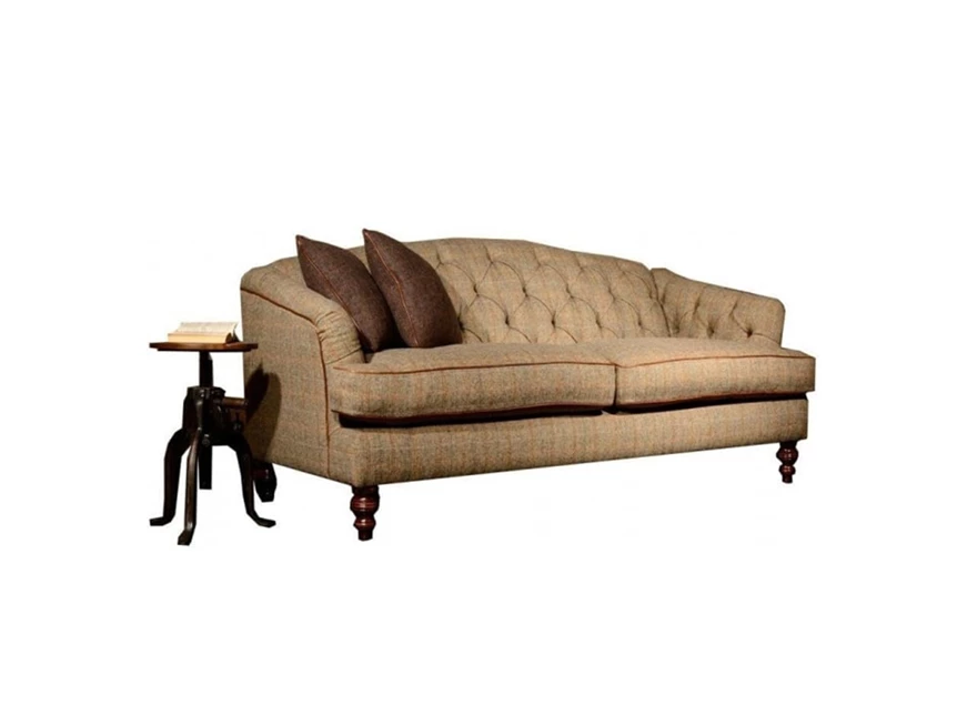 Canapé Dalmore in stof schuin voor.jpg