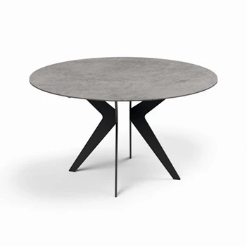 Tafel Lana Rond Zumsteg keramiek by Willisau.jpg