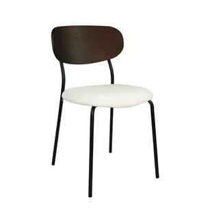 Stoel Oona schuin voor.jpg