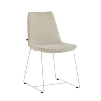 Stoel Rafael Sled Base schuin voor.jpg