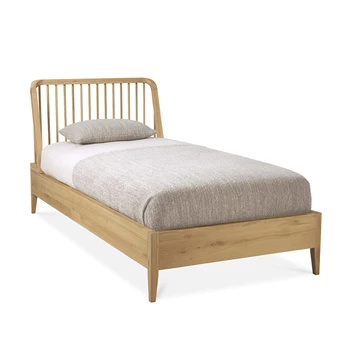 Oak Spindle Bed Ethnicraft 51251 bed.jpg