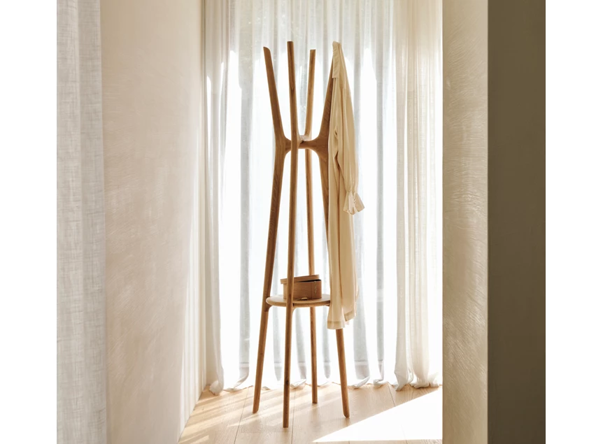 Sfeerfoto Staande kapstok Pi Coat Stand 51320 Ethnicraft