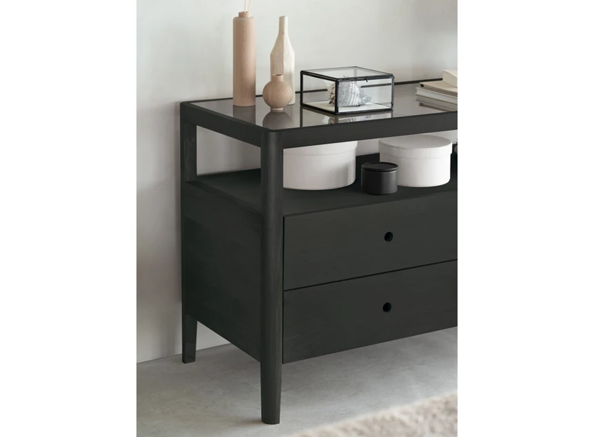 Zijde sfeerfoto Commode Oak Spindle Black Dresser 51240 Ethnicraft