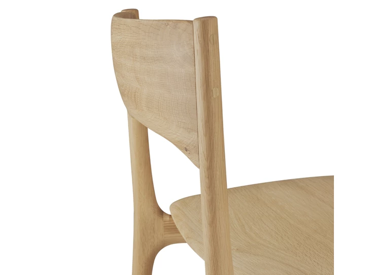 Detail Stoel Oak Pi Dining Chair 51339 Ethnicraft