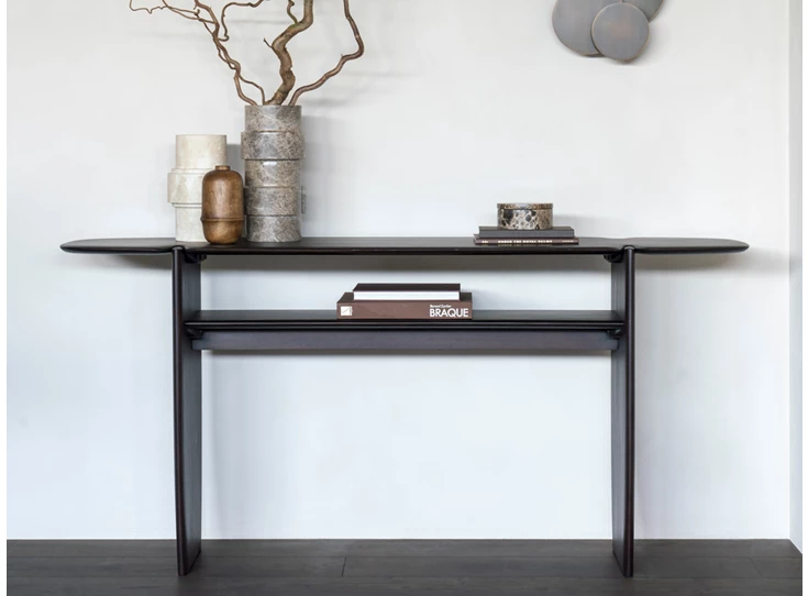 Sfeerfoto Muurtafel Mahogany Pi Dark Brown Console 35060 Ethnicraft