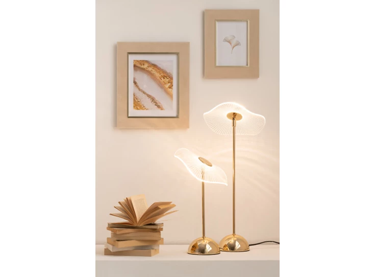 Tafellamp led bloem- metaal/plastiek- goud- smal- sfeerbeeld