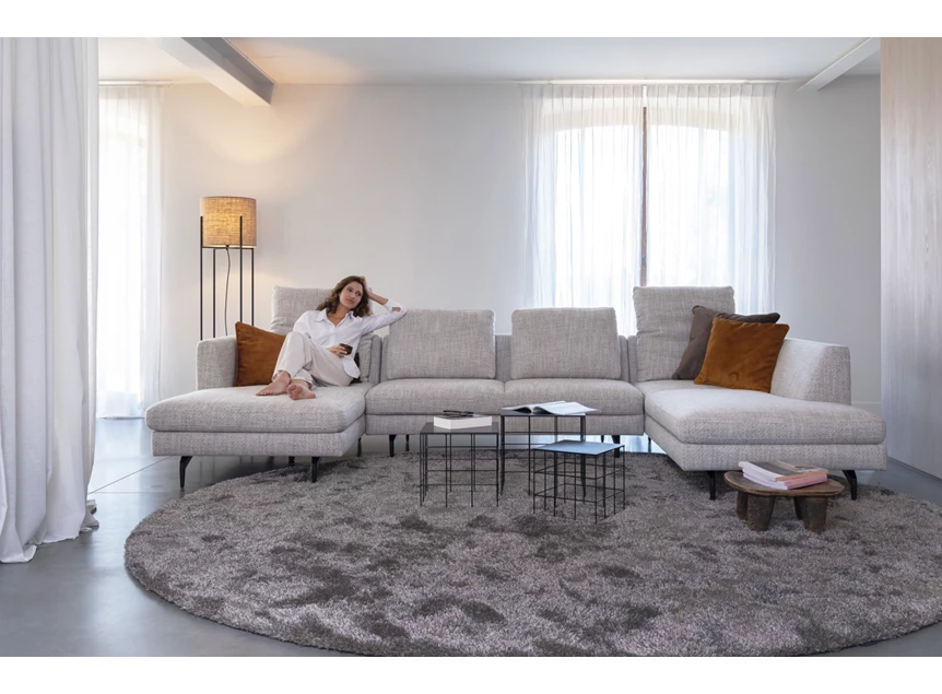 Hoeksalon August stof greige Moome by Indera